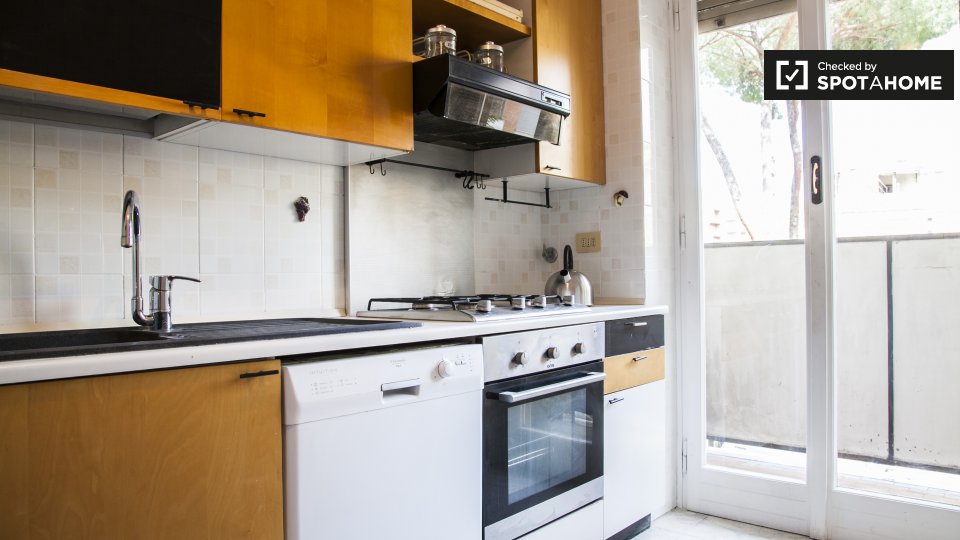 Double room Rome, 4 beds, 120m² — photo 9