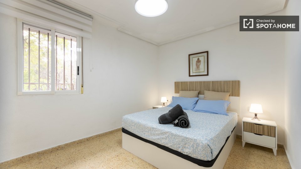 Apartment Valencia, 3 beds, 85m² — photo 32