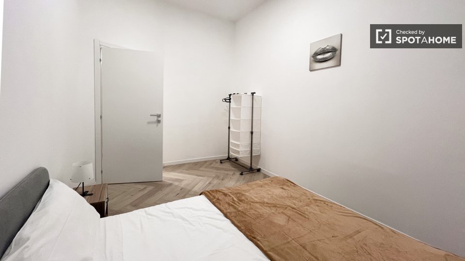 Double room Milan, 2 beds, 70m² — photo 14