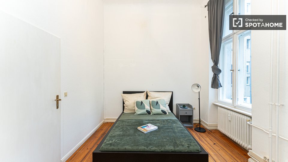 Double room Berlin, 7 beds, 146m² — photo 20