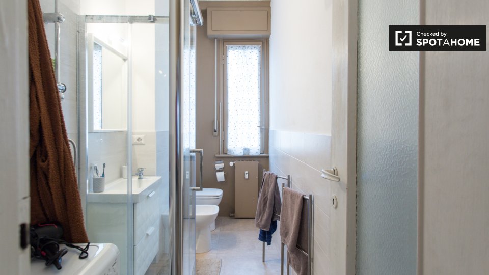 Double room Milan, 2 beds, 70m² — photo 11