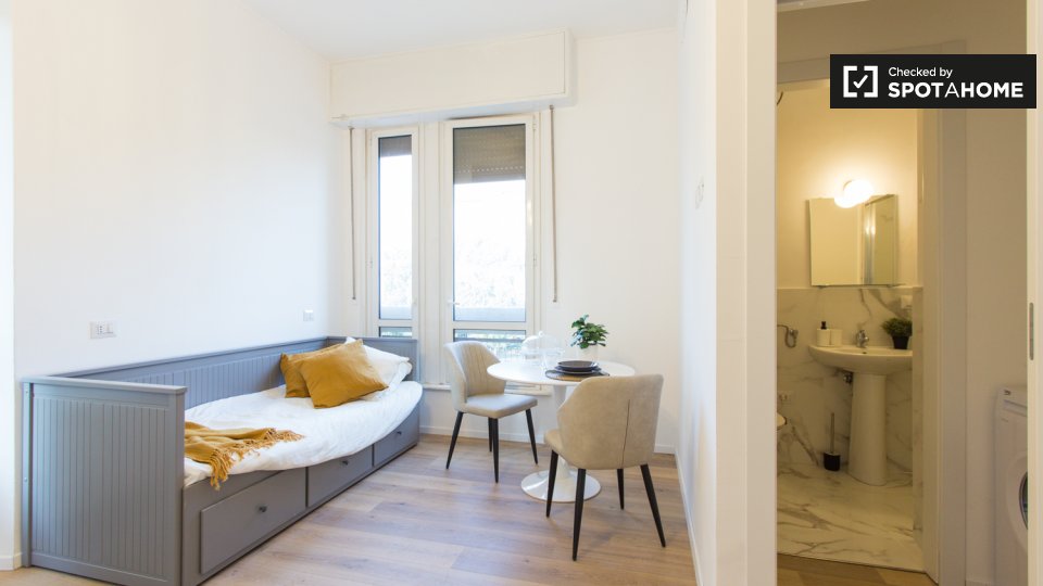 Apartment mono Milan, 35m² — photo 1