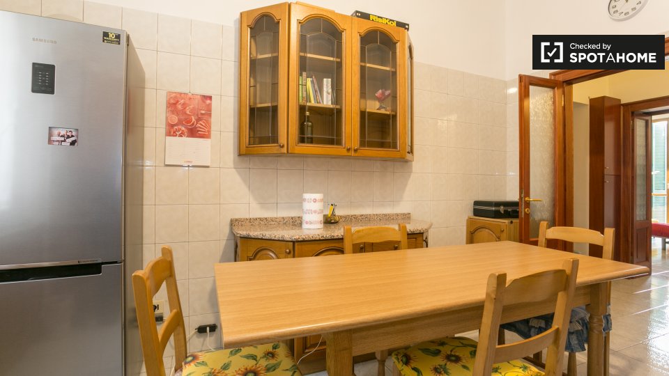 Double room Milan, 2 beds, 70m² — photo 13