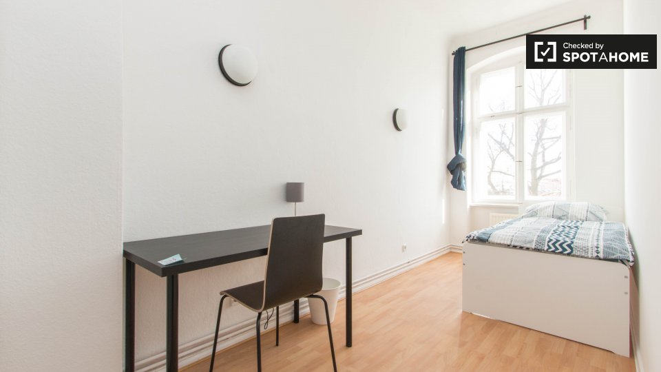 Double room Berlin, 5 beds, 105m² — photo 9