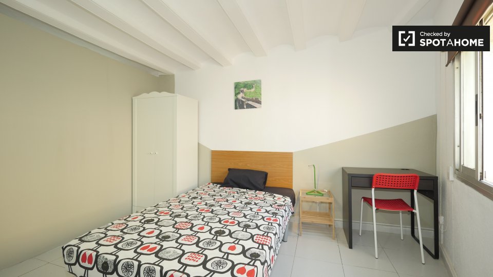 Habitación en piso compartido en alquiler en El Raval
