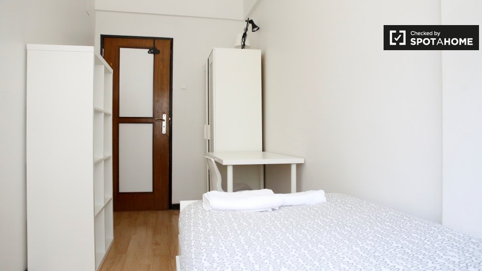 Double room Lisbon, 10 beds — photo 3