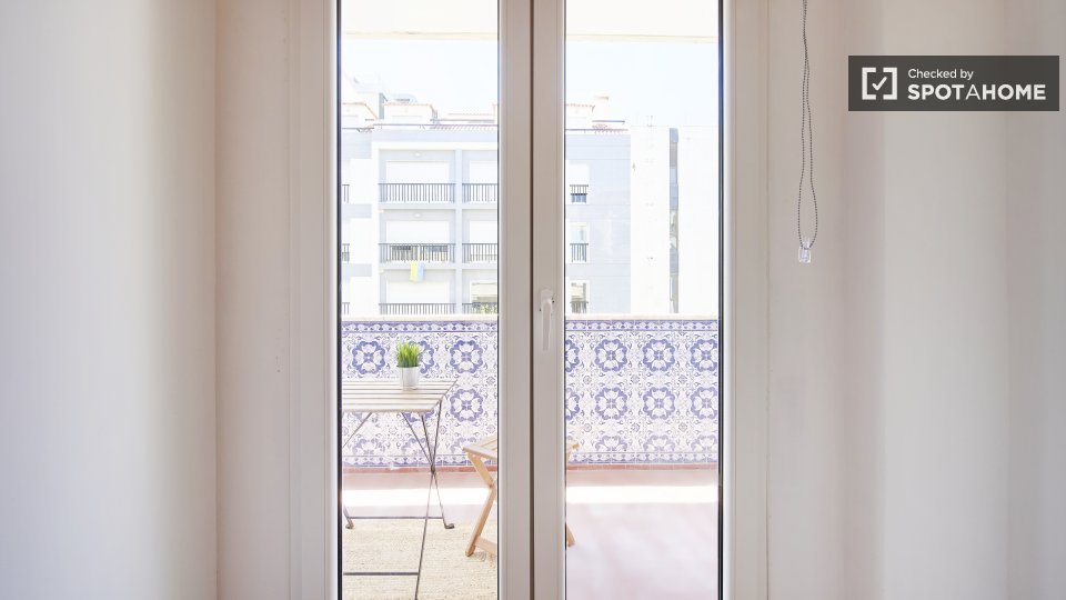 Double room Lisbon, 9 beds — photo 9