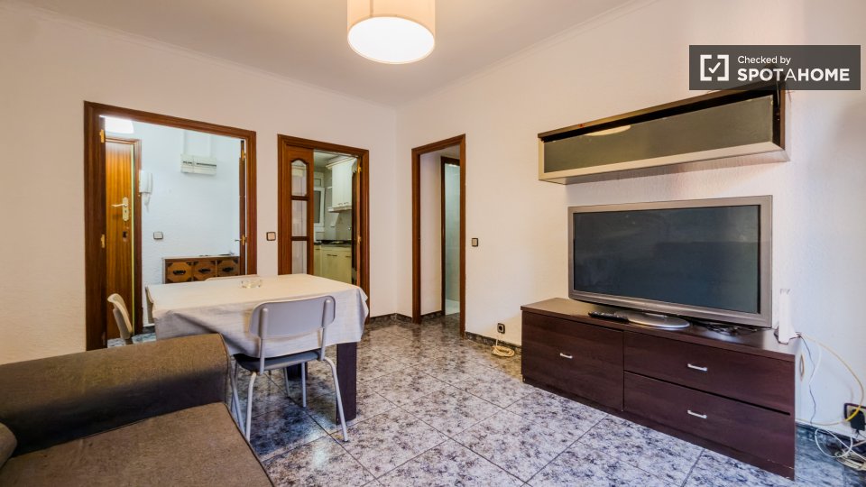 Apartment Barcelona, 3 beds, 70m² — photo 42