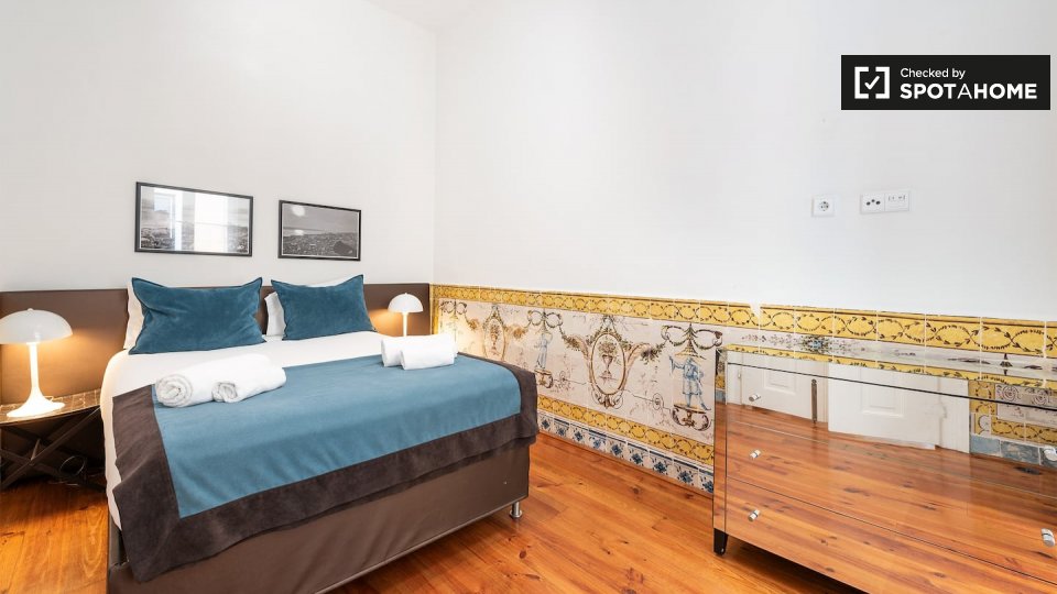 Apartment Lisbon, 2 beds — photo 1