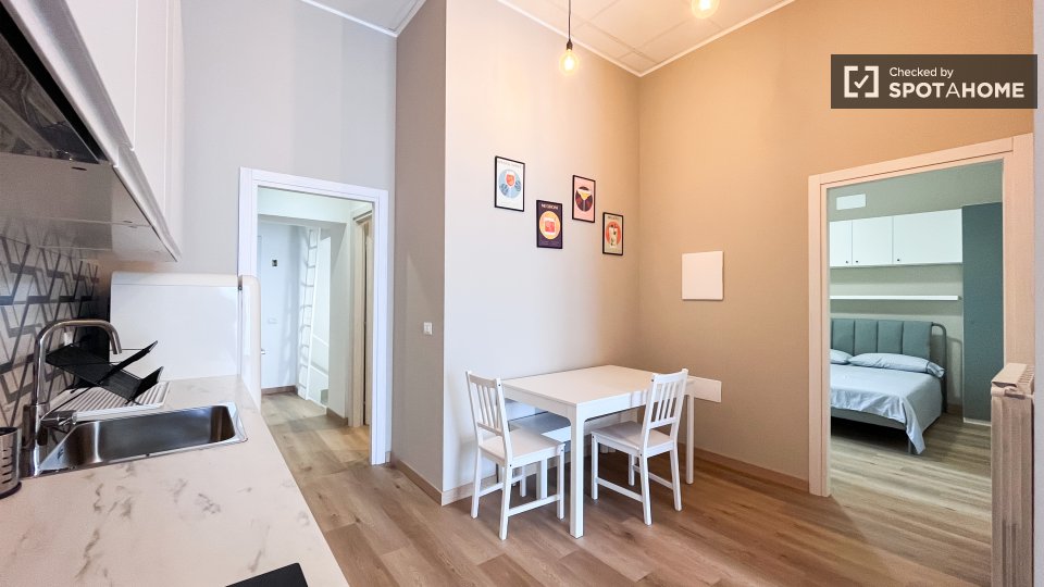 Double room Milan, 2 beds — photo 20