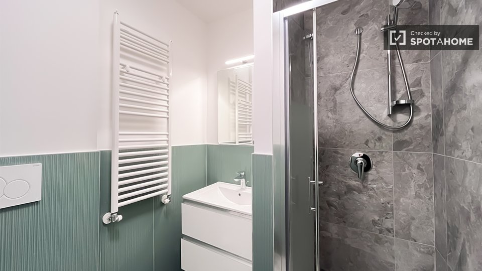 Double room Milan, 9 beds — photo 16