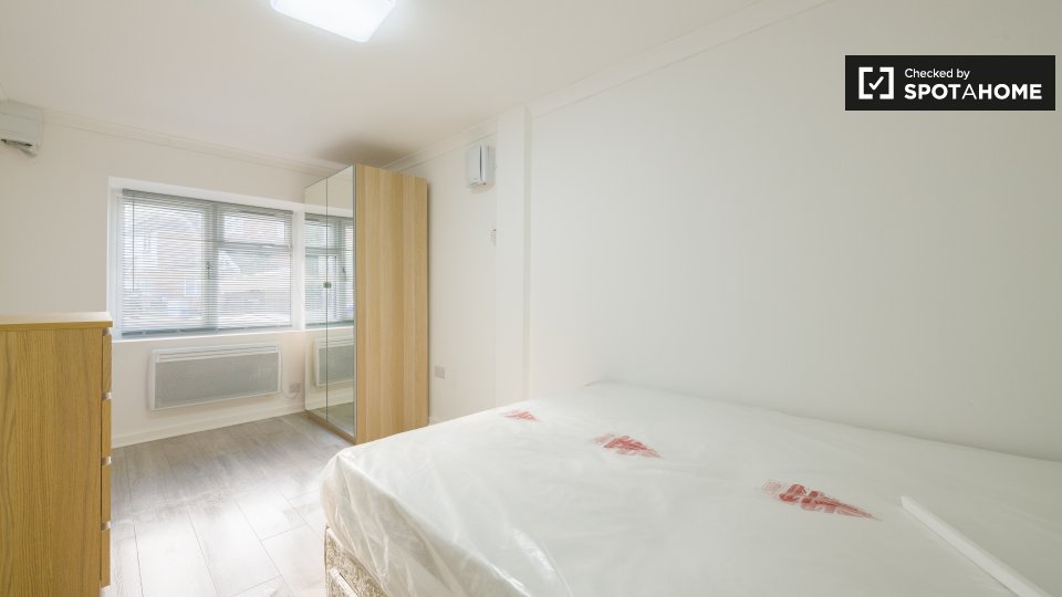 Apartment London, 6 beds — photo 1