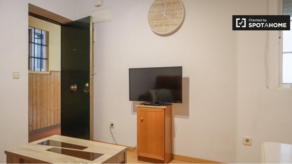 Apartment Madrid, 2 beds, 55m² — photo 4