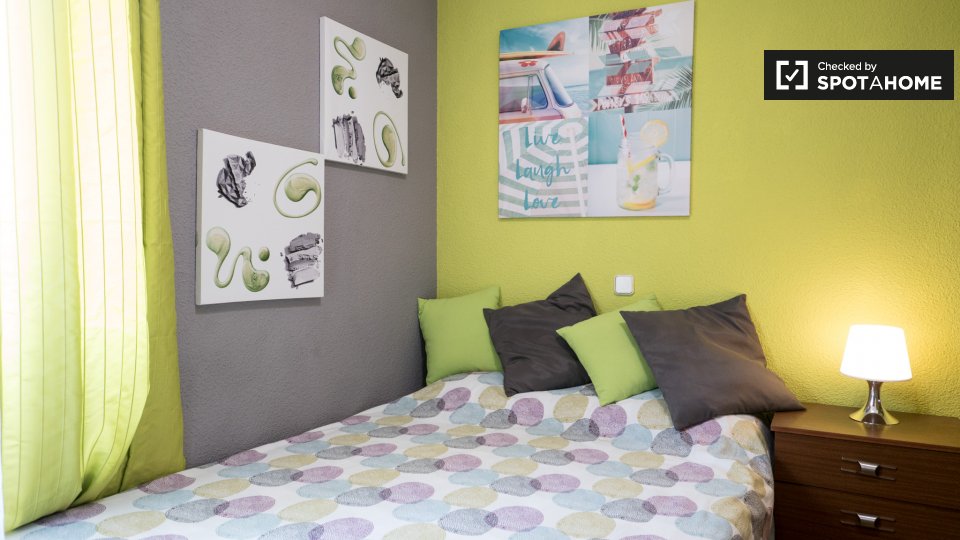 Double room Alcala_De_Henares, 5 beds, 140m² — photo 29