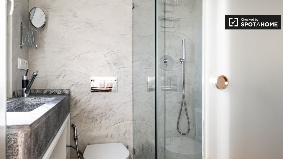 Apartment Lisbon, 3 beds, 110m² — photo 16