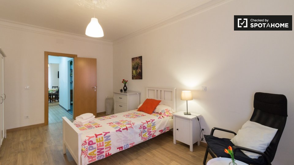 Double room Barcelona, 4 beds, 130m² — photo 2