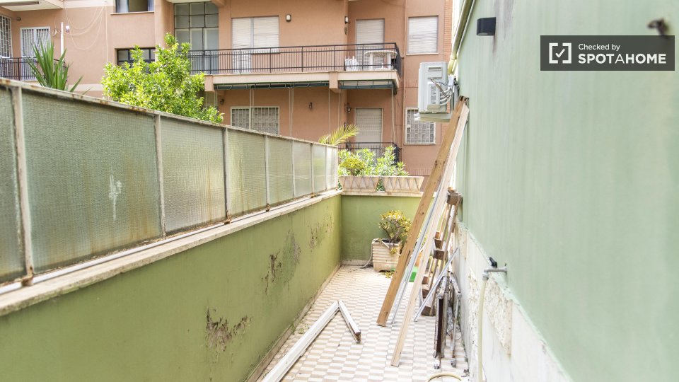 Apartment Rome, 2 beds — photo 15