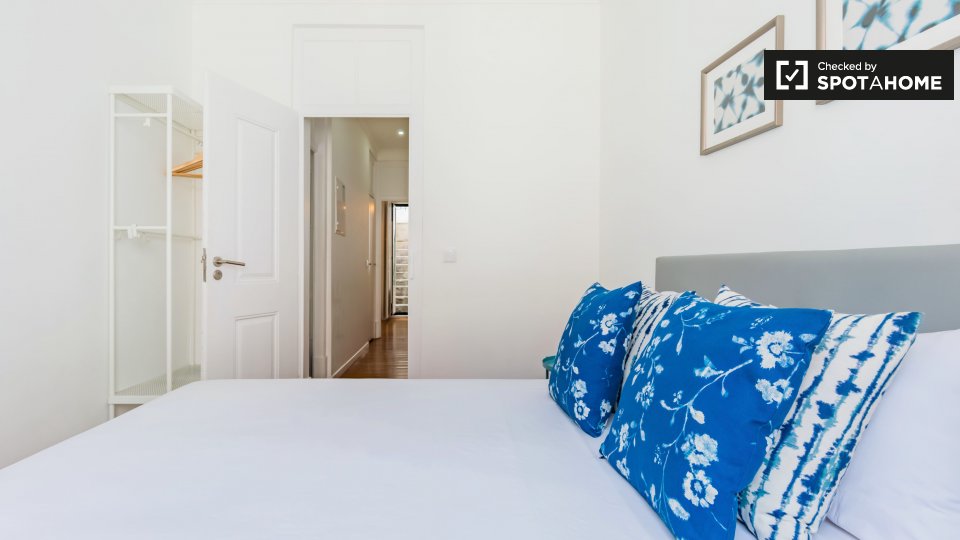 Apartment Lisbon, 2 beds — photo 12