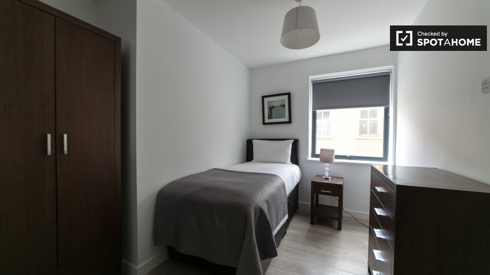 Apartment London, 2 beds — photo 11