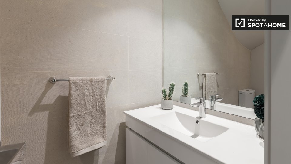 Apartment Porto, 3 beds, 149m² — photo 5