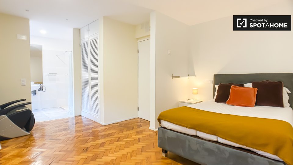Double room Lisbon, 2 beds — photo 3