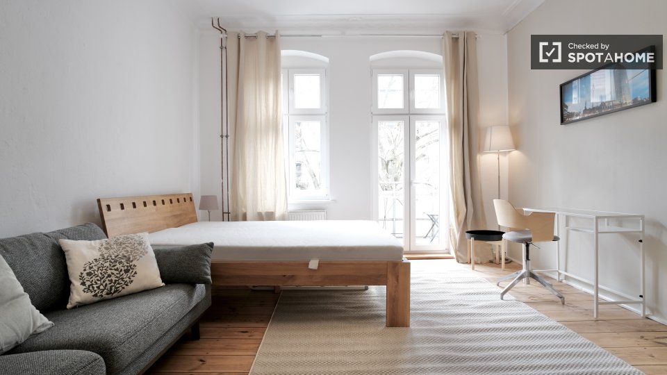 Double room Berlin, 2 beds, 53m² — photo 18