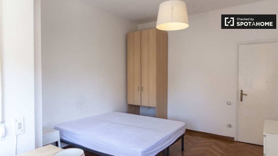 Double room Rome, 5 beds, 140m² — photo 8