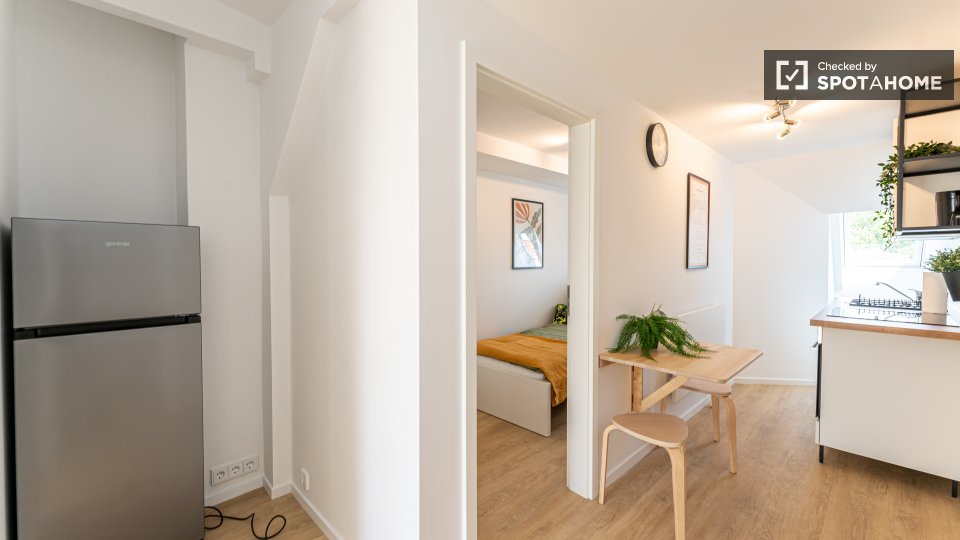 Double room Berlin, 3 beds, 48m² — photo 10