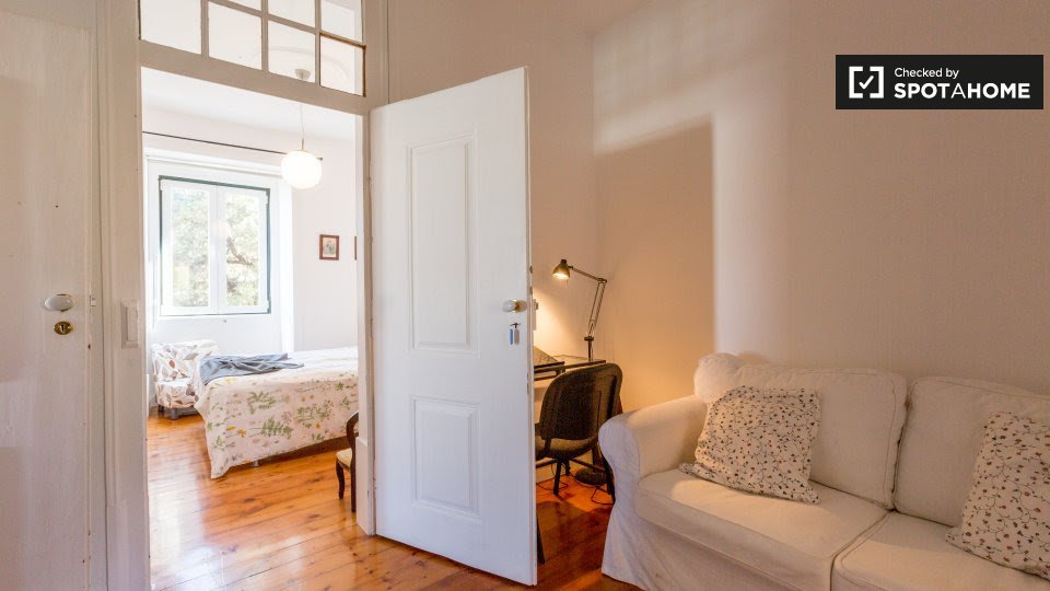 Double room Lisbon, 4 beds, 180m² — photo 5