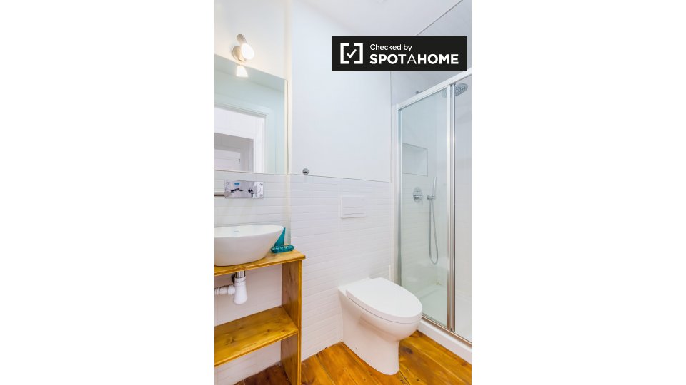 Apartment Lisbon, 2 beds — photo 18