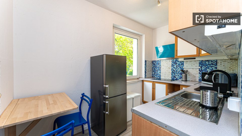 Double room Berlin, 5 beds, 59m² — photo 15