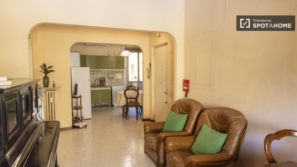 Double room Rome, 3 beds — photo 2