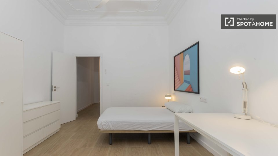 Double room Valencia, 5 beds — photo 10