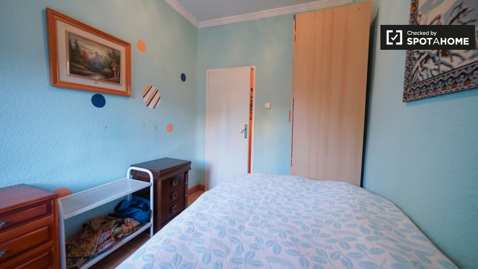 Double room Madrid, 4 beds, 150m² — photo 1