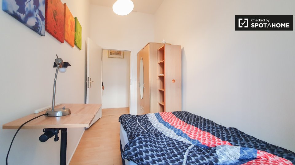 Double room Berlin, 3 beds, 55m² — photo 1