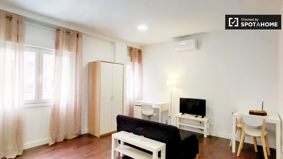Apartment mono Madrid, 38m² — photo 3
