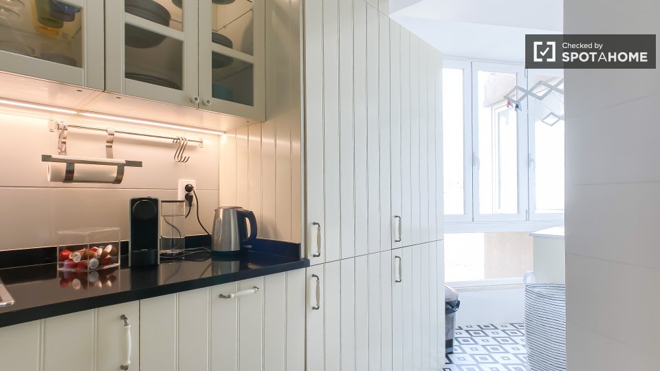 Apartment Lisbon, 1 bed, 60m² — photo 9
