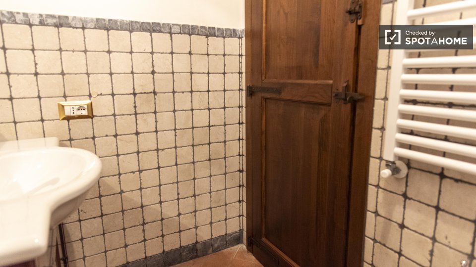 Apartment Rome, 1 bed — photo 13