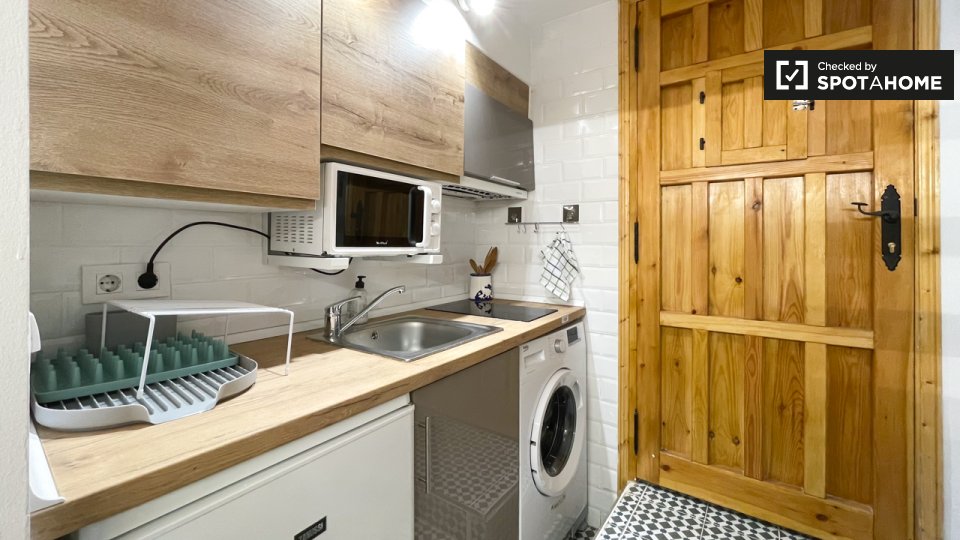 Apartment mono Madrid, 25m² — photo 16