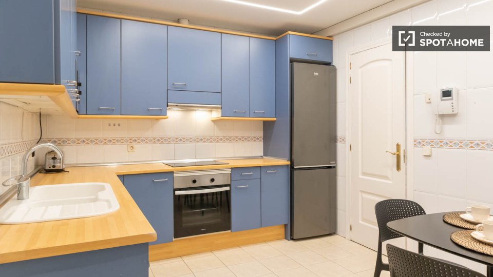 Apartment mono Madrid — photo 25