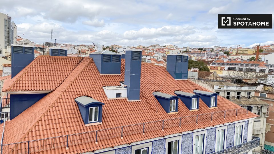 Double room Lisbon, 7 beds, 120m² — photo 3