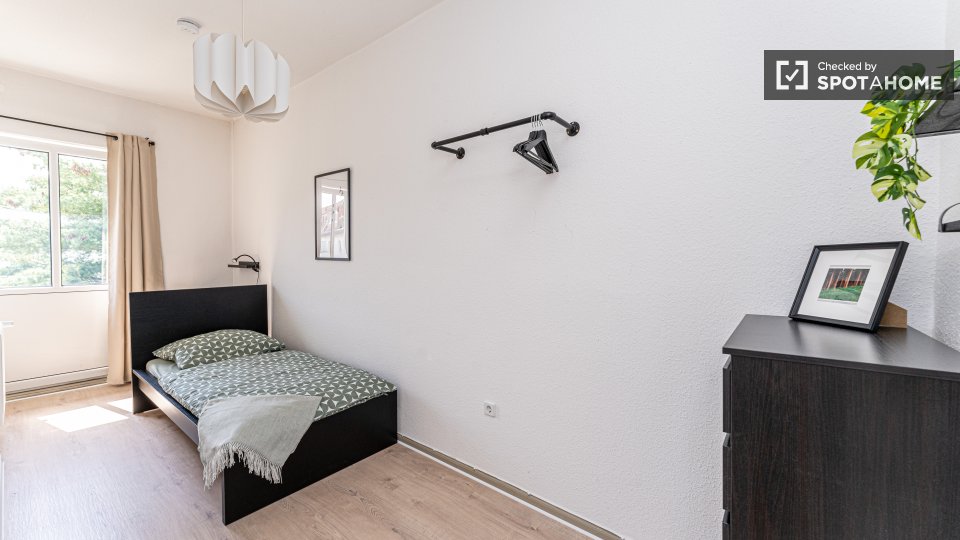 Double room Berlin, 7 beds, 100m² — photo 15