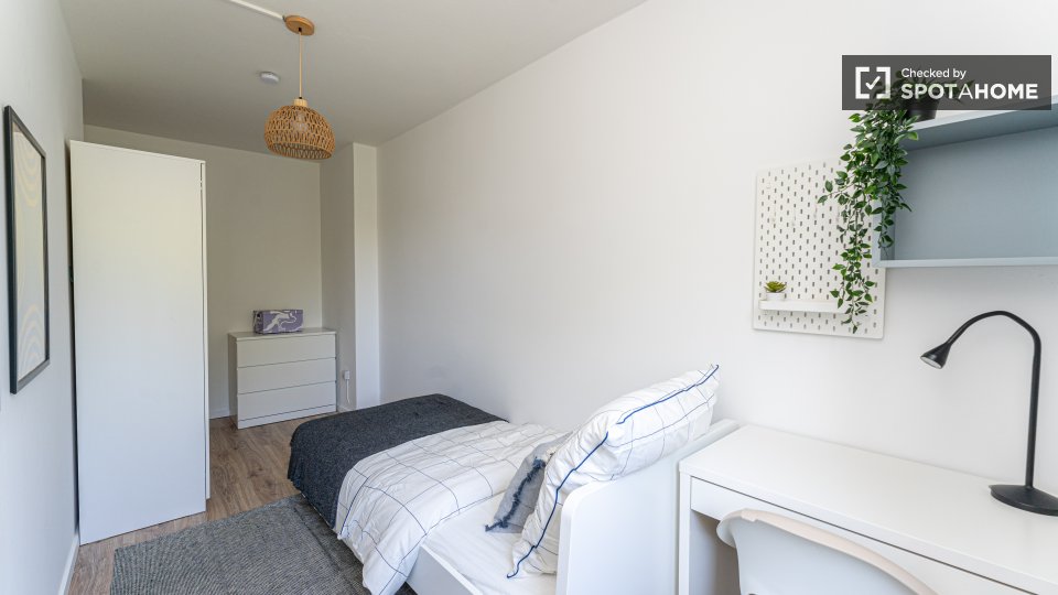 Double room Berlin, 4 beds, 62m² — photo 12