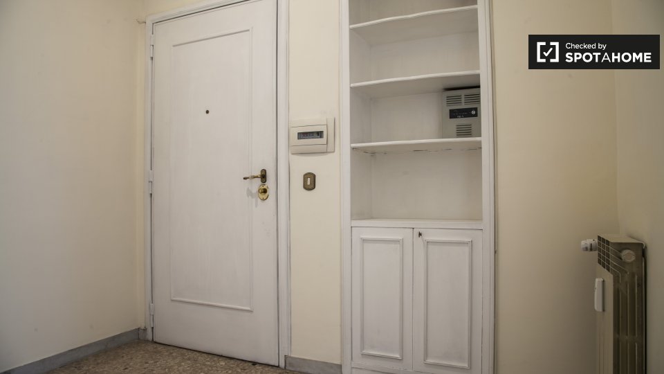 Double room Rome, 4 beds, 120m² — photo 18