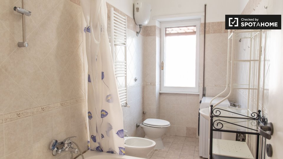 Double room Rome, 5 beds — photo 2