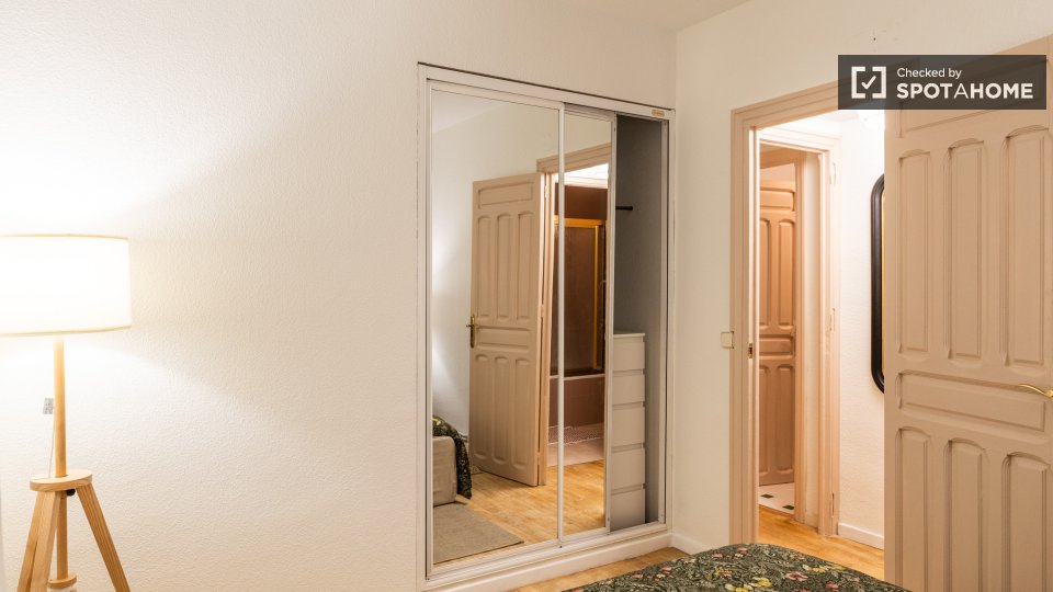 Apartment Madrid, 1 bed — photo 15
