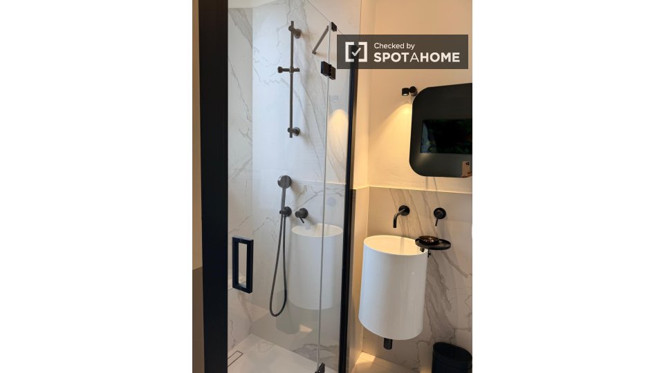 Apartment Milan, 2 beds, 100m² — photo 1
