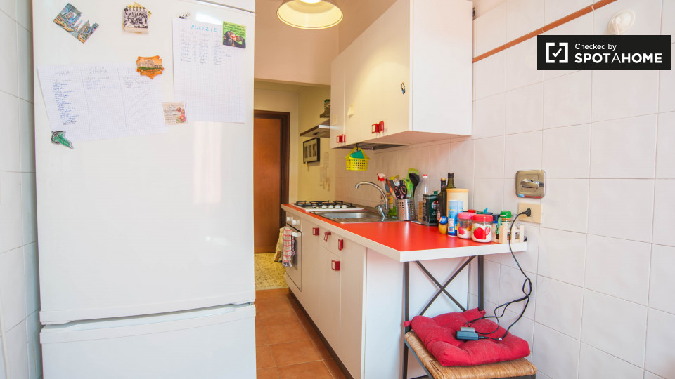 Double room Rome, 3 beds, 80m² — photo 9