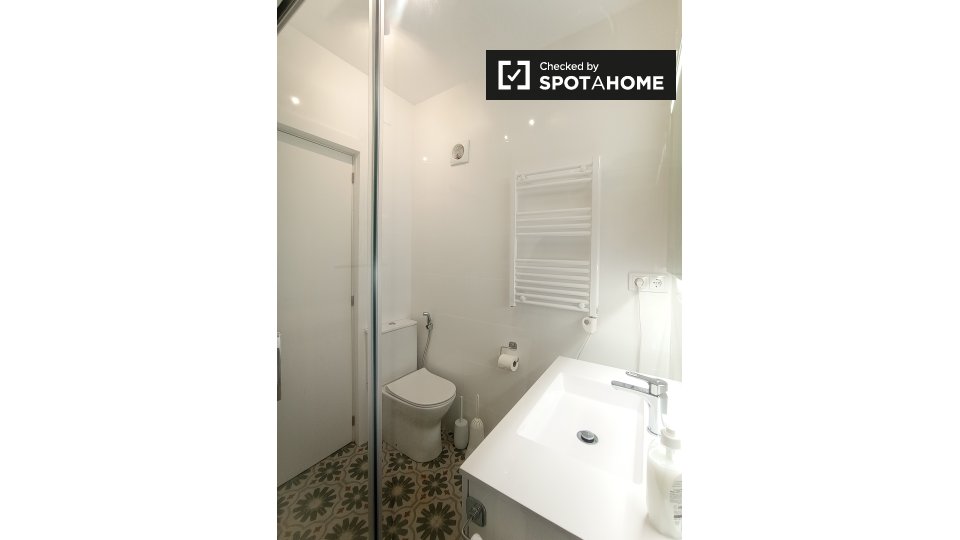 Apartment mono Lisbon, 60m² — photo 9