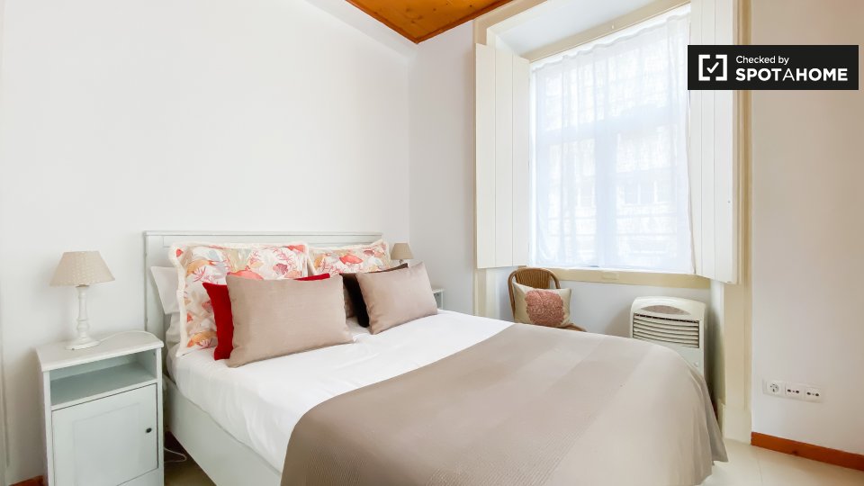 Apartment Lisbon, 1 bed — photo 9